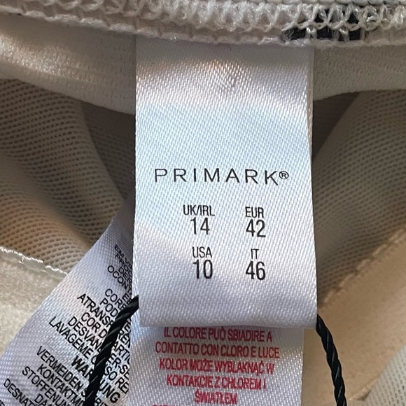 🆕 PRIMARK One Piece - Picture 4 of 5